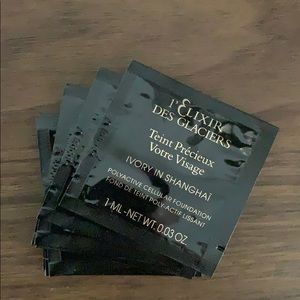 Valmont TEINT PRÉCIEUX Smoothing foundation